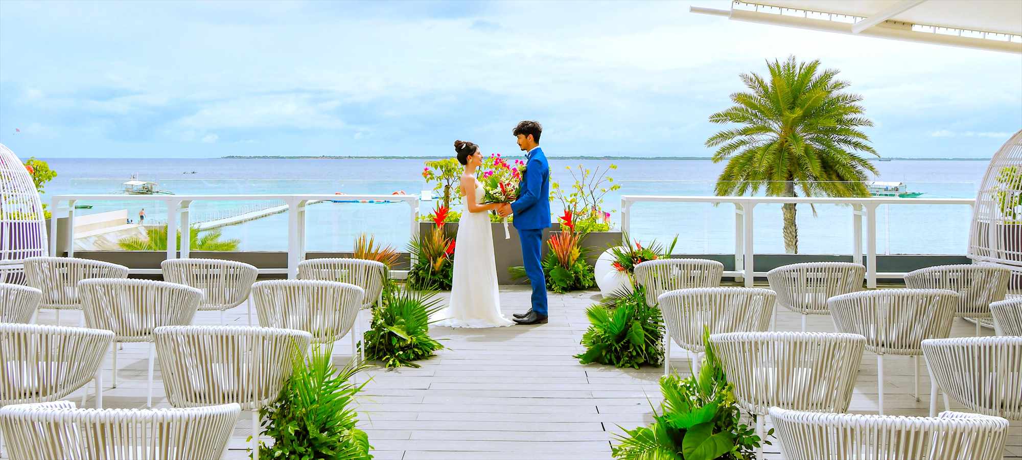 ビー・リゾート・マクタン・セブ　セブ島・ルーフトップ・レストラン・ウェディング・結婚式
