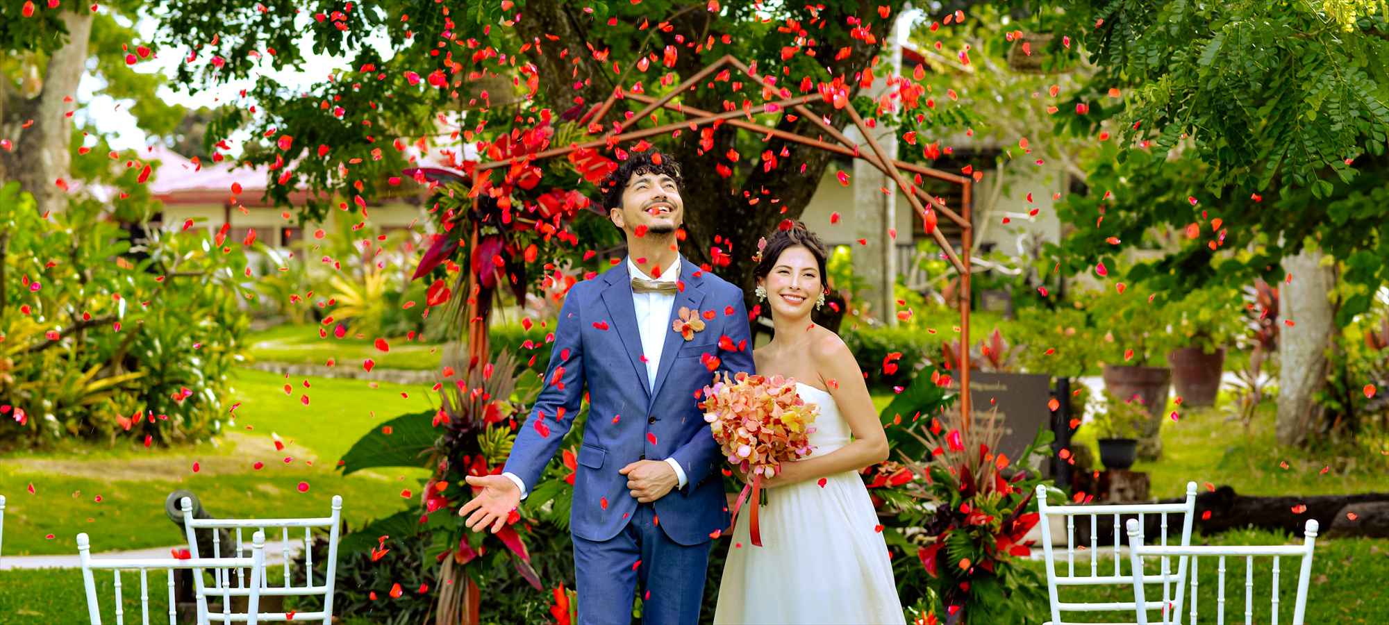 セブ・ホワイト・サンズ・リゾート セブ島・ミスティック・ガーデン・ガーデンウェディング・フラワーシャワー・挙式