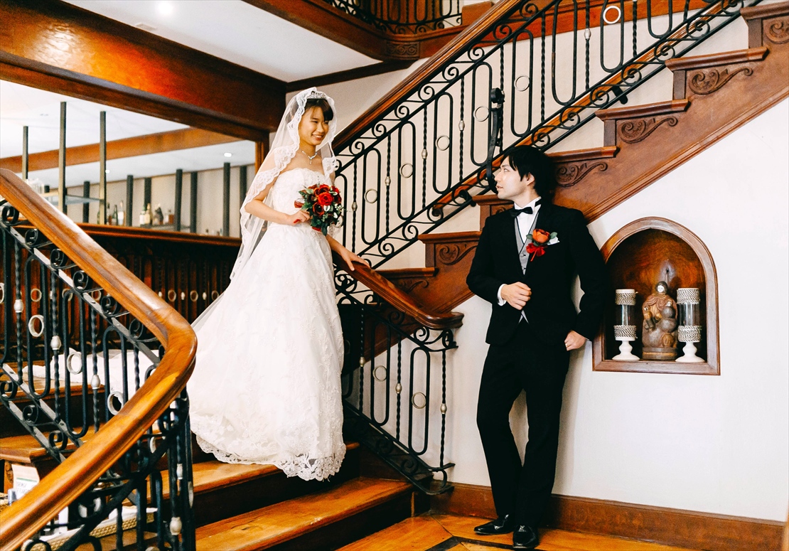 シルカ1900・セブ 
レストランエントランス階段にて挙式後撮影
