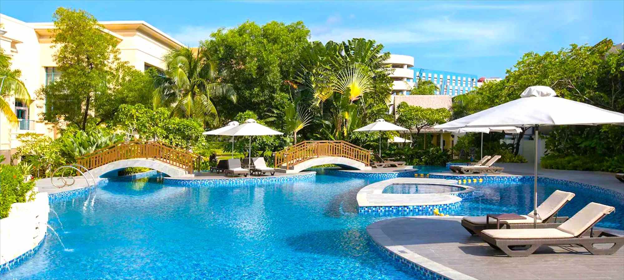 ラディソン・ブル・セブ セブ島・挙式・プール・フォトウェディング