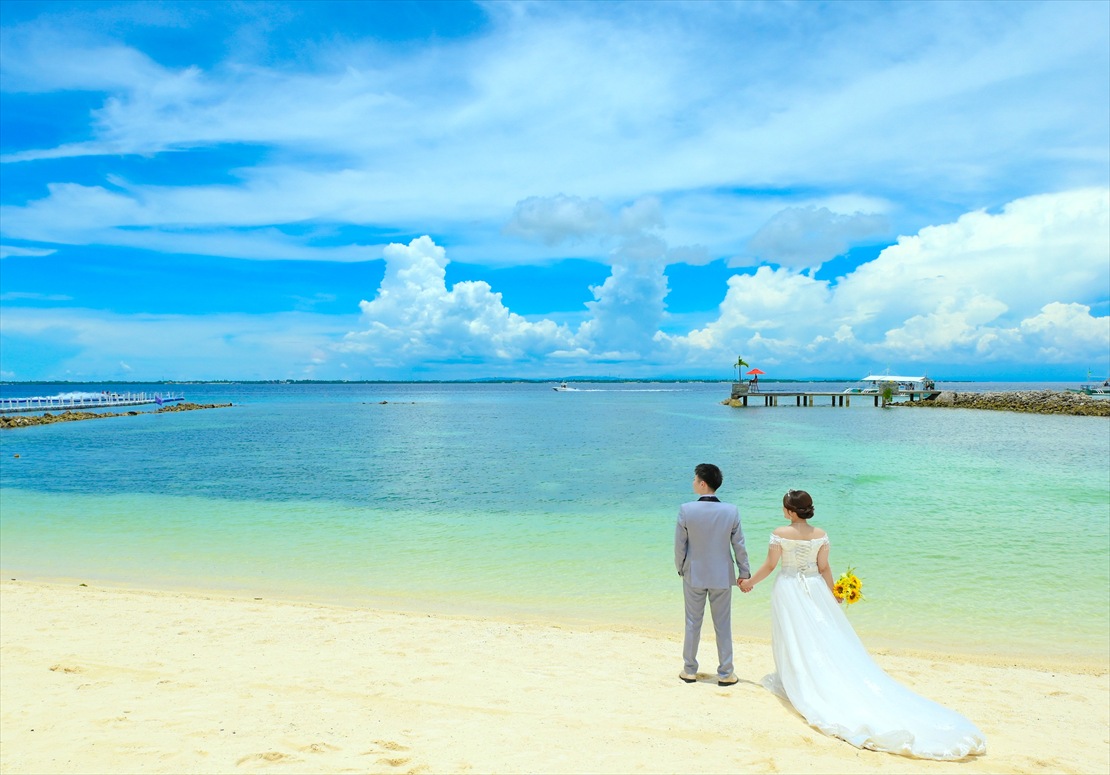 コスタベラ・トロピカル・ビーチ・ホテル・セブ島ウェディング　穏やかなプライベートビーチ