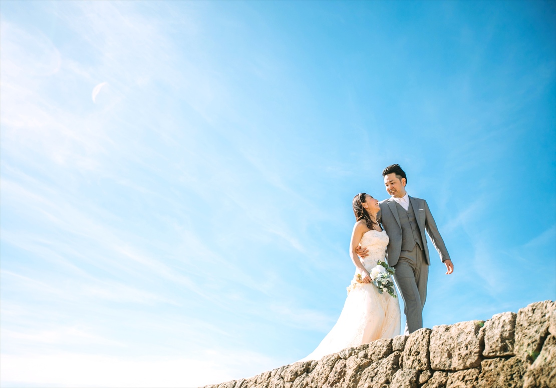 クリムゾン・リゾート・マクタン・セブ島・結婚式　どこまでも続く青空と桟橋