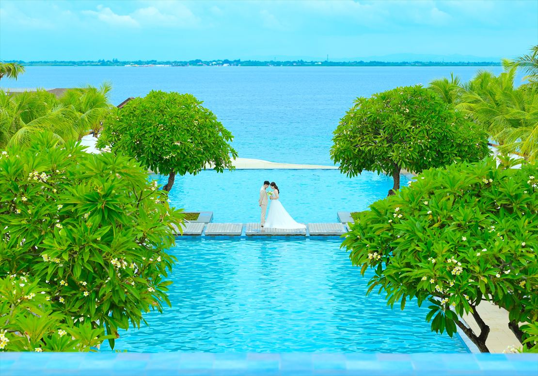 クリムゾン・リゾート・マクタン・セブ島・ウェディングフォト　インフィニティ・プール
