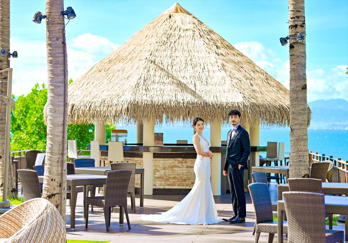 デュシタニ・マクタン・セブ結婚式　プールサイドにて