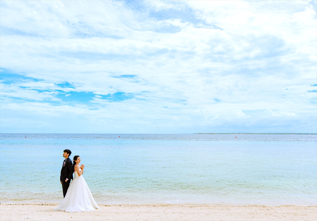 シェラトン・セブ・マクタン・セブ挙式　広々としたビーチと透明度の高い海