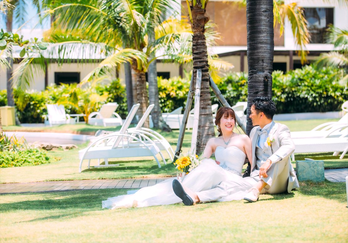 モーベンピック・マクタン・アイランド・セブ結婚式　ガーデンにてウェディングフォト
