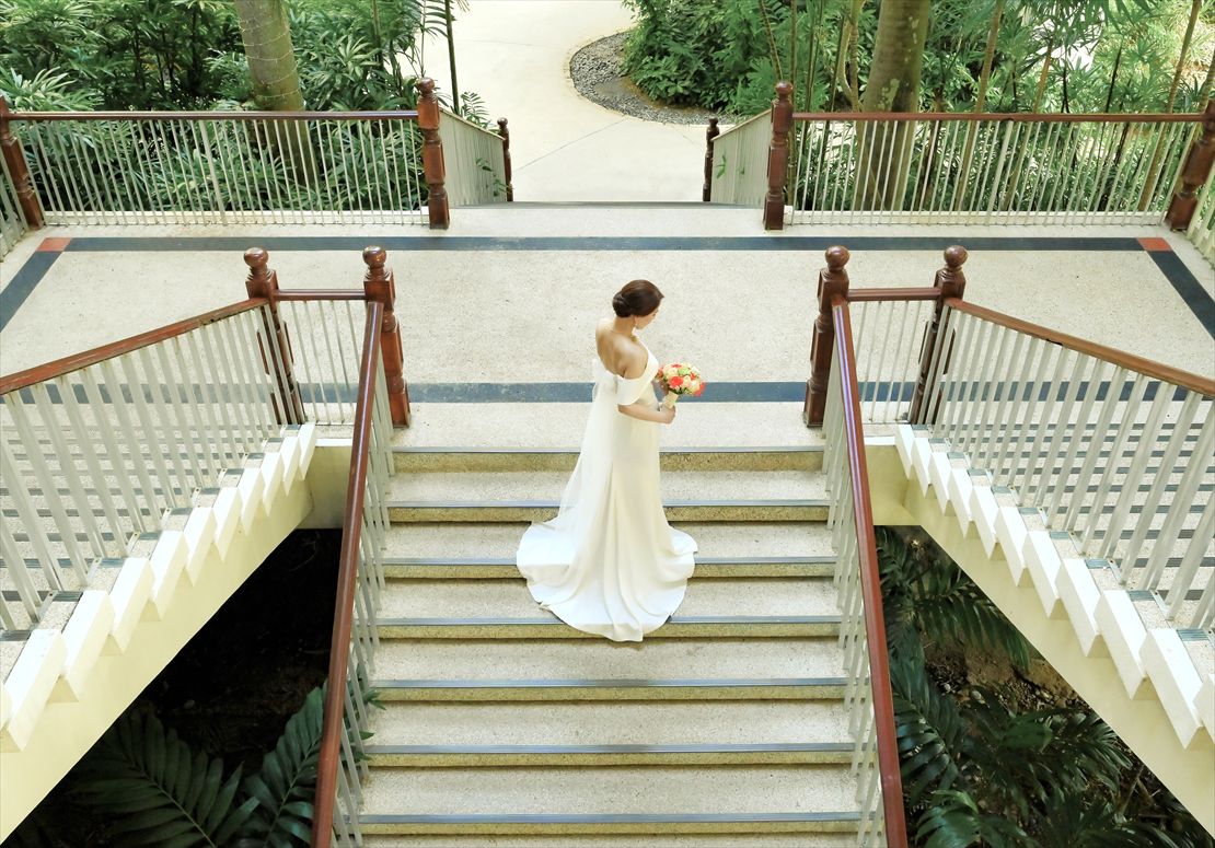 シャングリラ・セブ　挙式前撮影　白亜の大階段